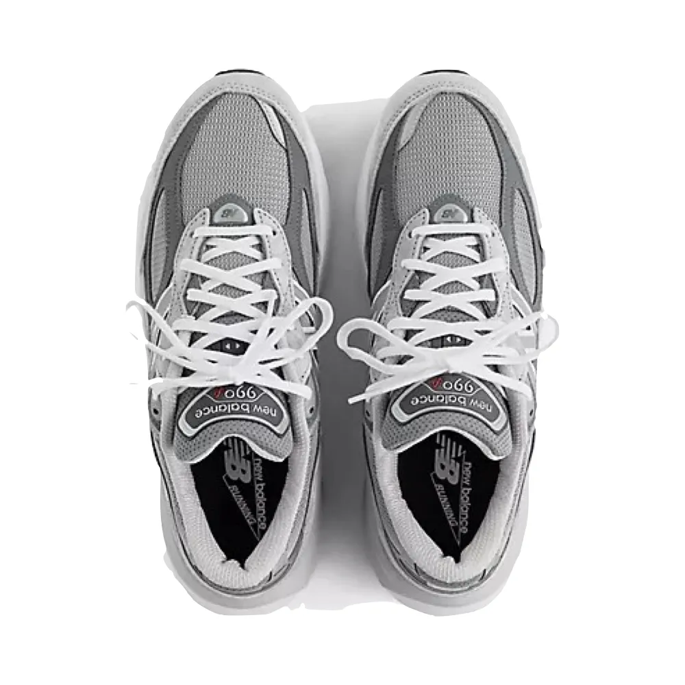 mid - top New Balance Men's MADE in USA 990v6 Sneakers in Grey