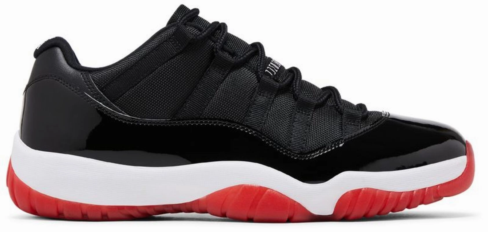 Flex Fit running on inclined ground Jordan 11 Retro Low Bred (2025)