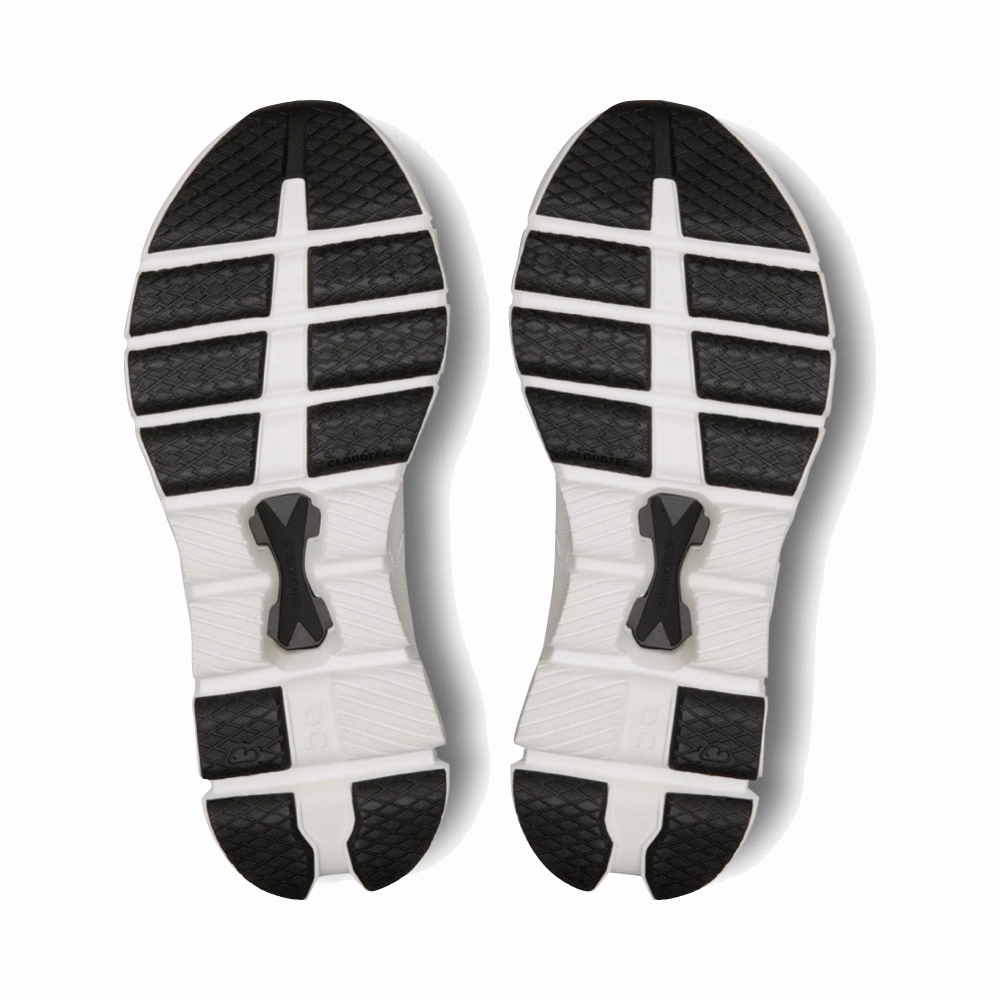 Outdoor Casual On Women's Cloud X 4 Sneaker in Ivory/Black