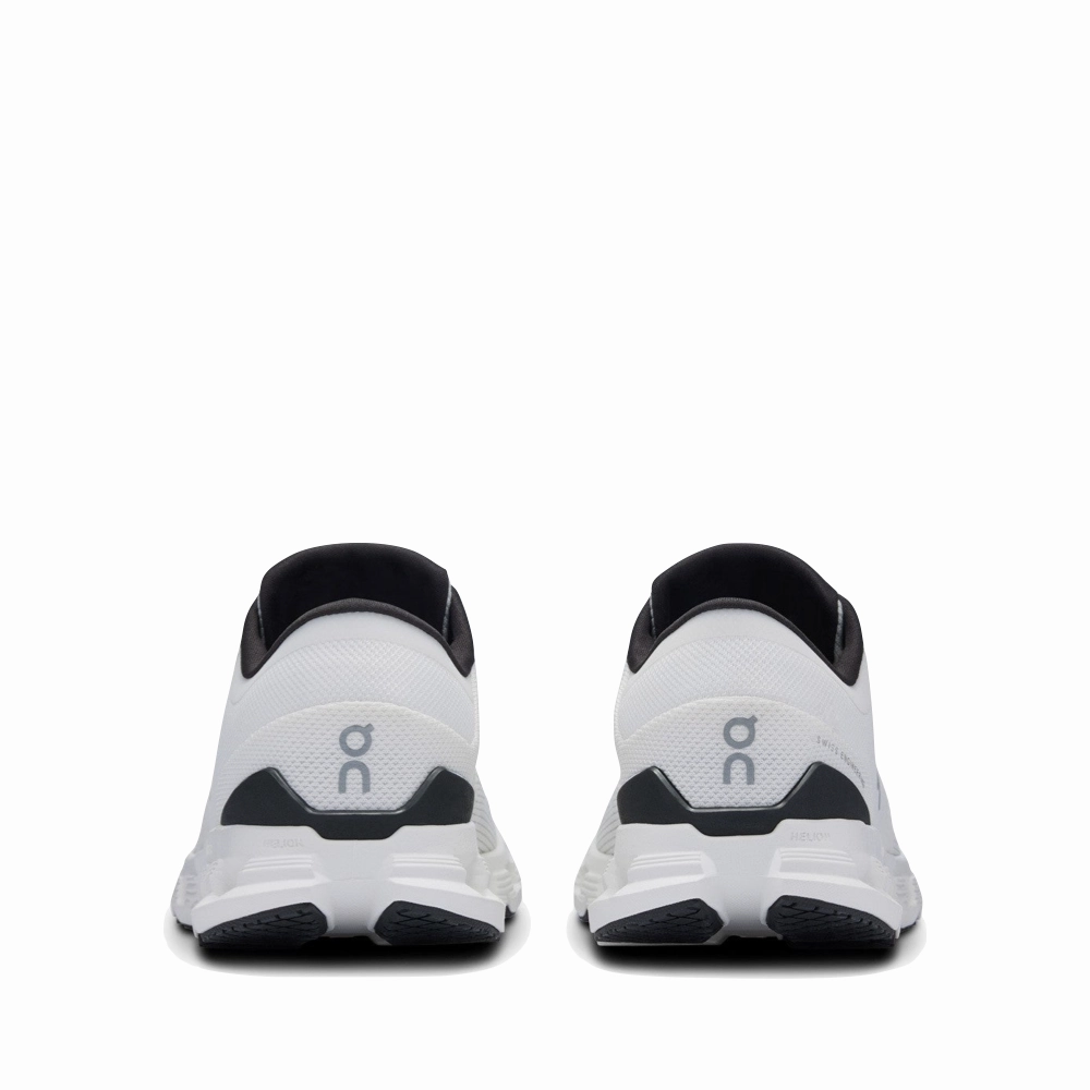 Comfy Outing Slip Entry On Women's Cloud X 4 Sneaker in Ivory/Black
