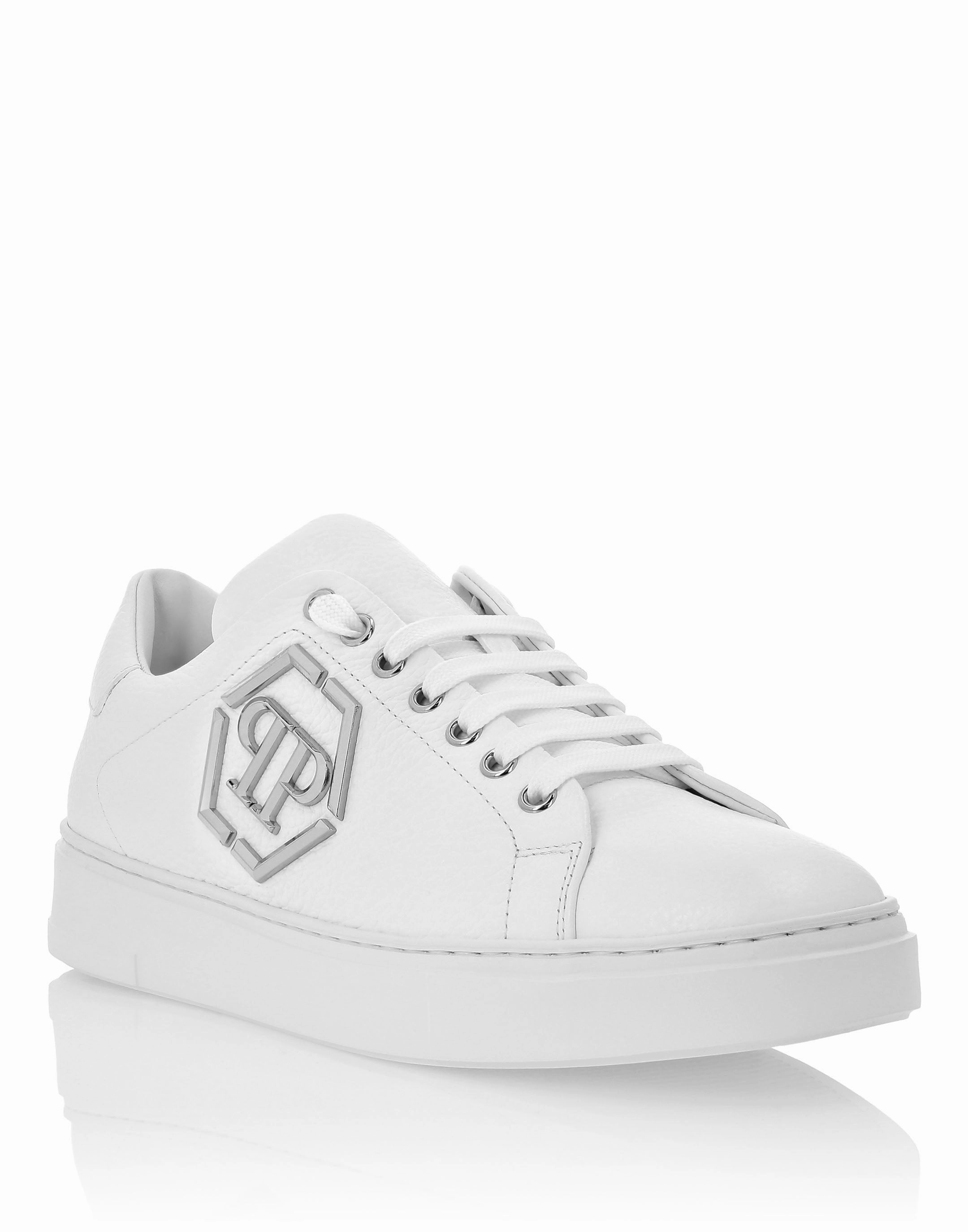 Leather Lo-Top Sneakers Hexagon flexible leather shoes Multi   Directional Flex