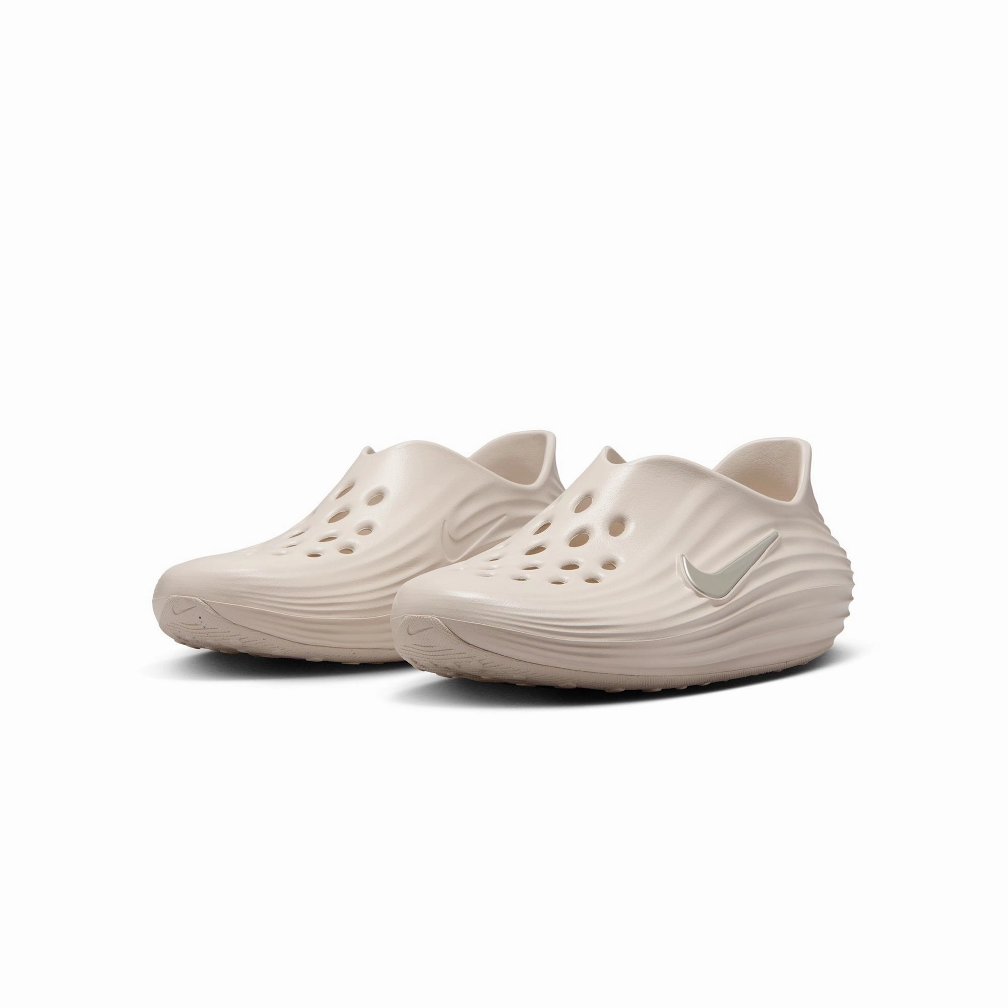 Daywear Essential Marina Mood Nike Womens ReactX Rejuven8 Sandals