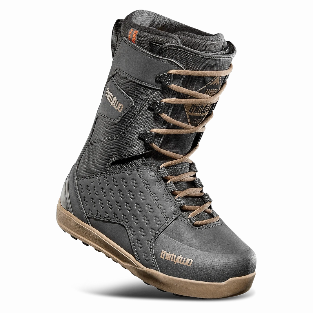 Men's Lashed Snowboard Boots Minimal Design