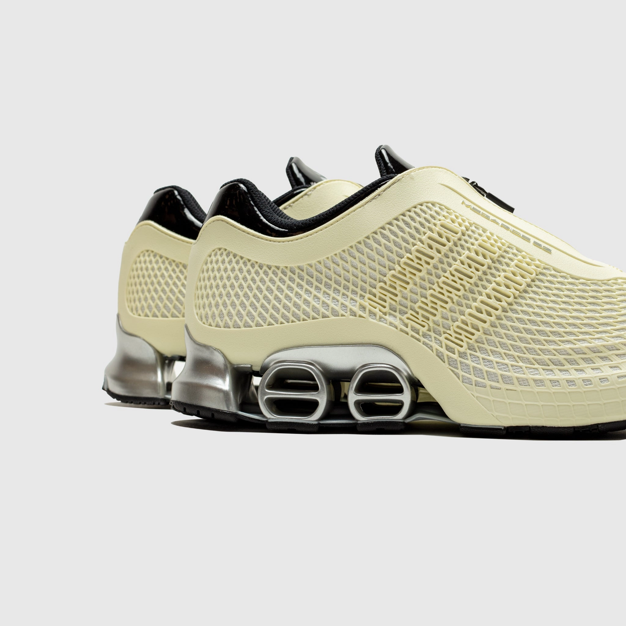 Pu Upper MEGARIDE S2 "IVORY"