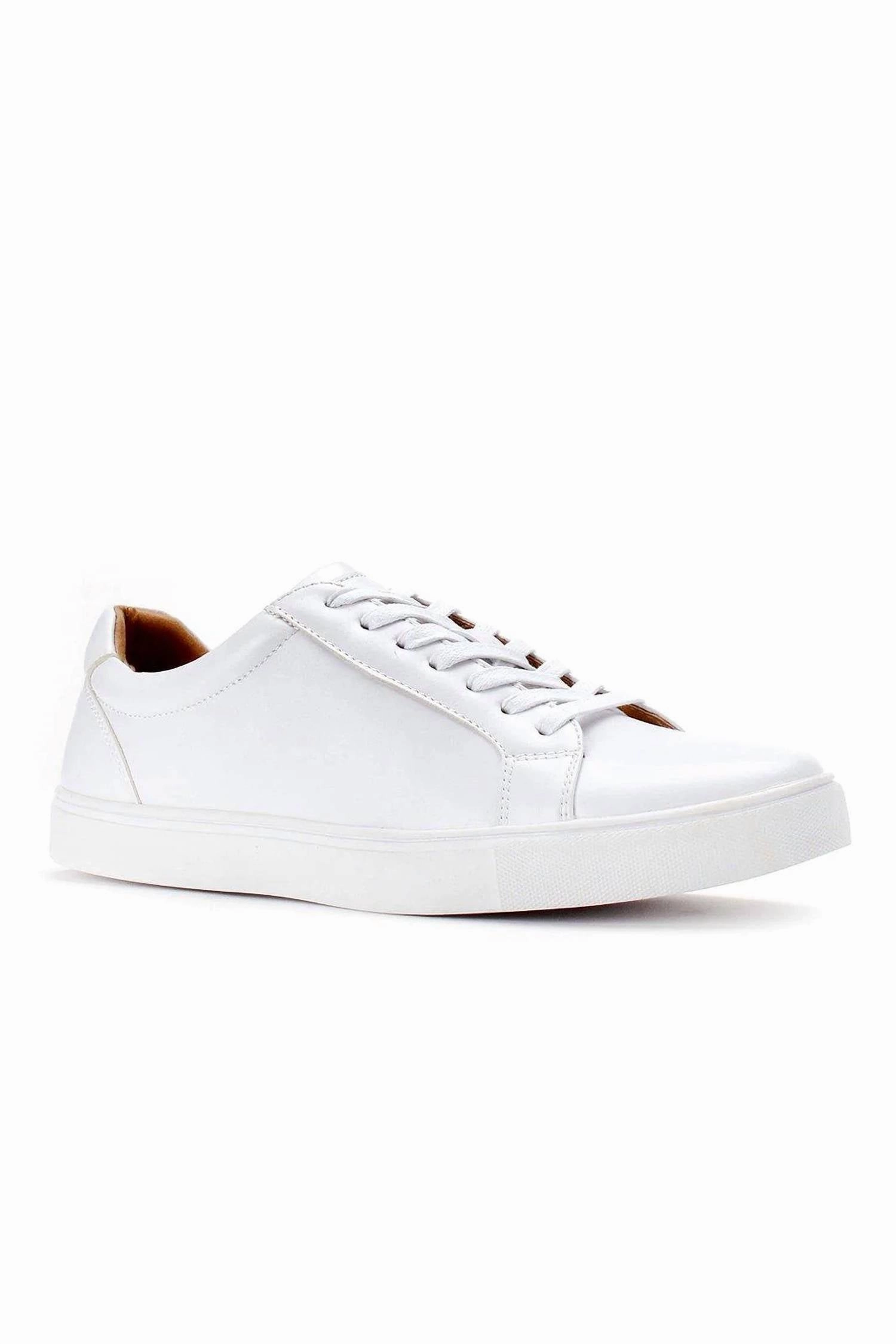 Men's Jaxson Low Top Sneaker In White Anti Skid light - duty shoes