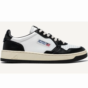 Men's Medalist Low Leather Sneaker In Black pre - run stretch