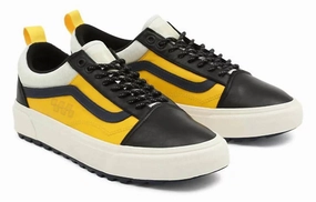Men's Old Skool Sneaker In Black-Yellow running in a beach area shoes supportive fabric shoes