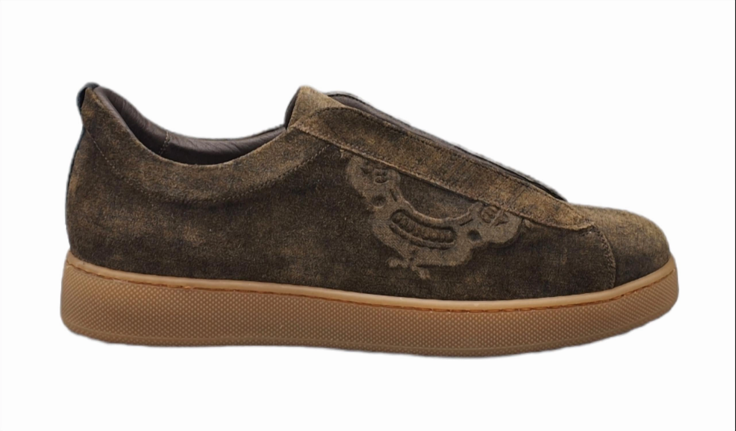 minimalist - design shoes Men Suede Fashion Sneaker In Olive