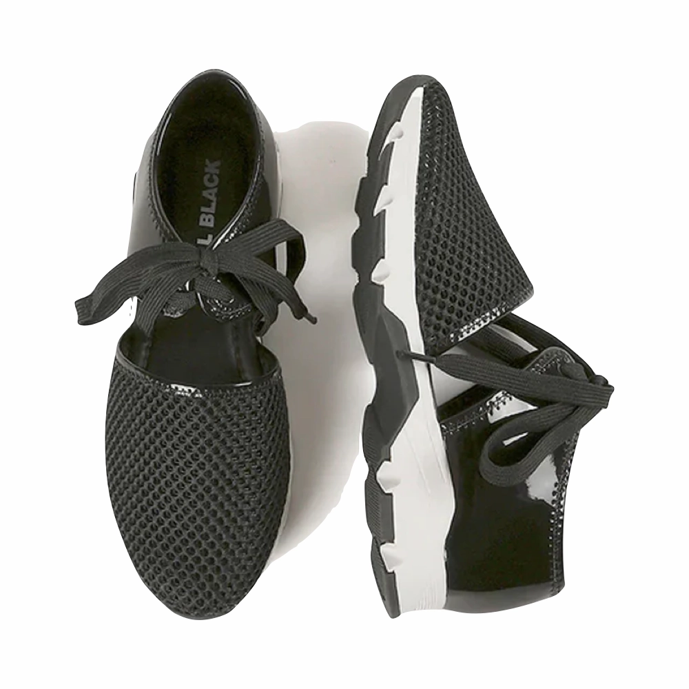 All Black Women's Amazing Mesh Sneaker in Black Neat Build