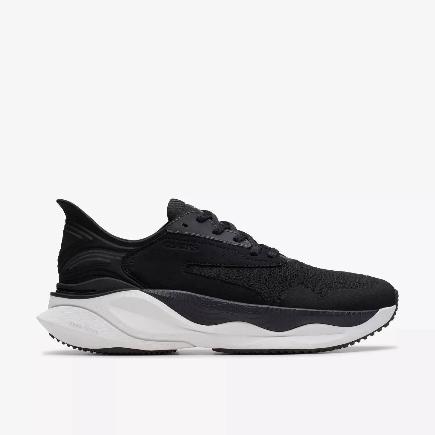 Clarks Men's Pace Sneaker in Black/White frisbee shoes