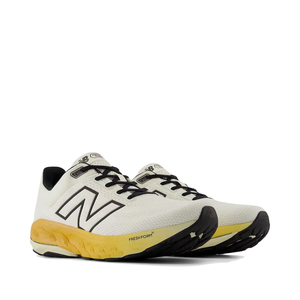 air - filled shoes Mid Top Style New Balance Men's Fresh Foam X 860v14 Sneaker in Sea Salt with Angora and Dried Apricot