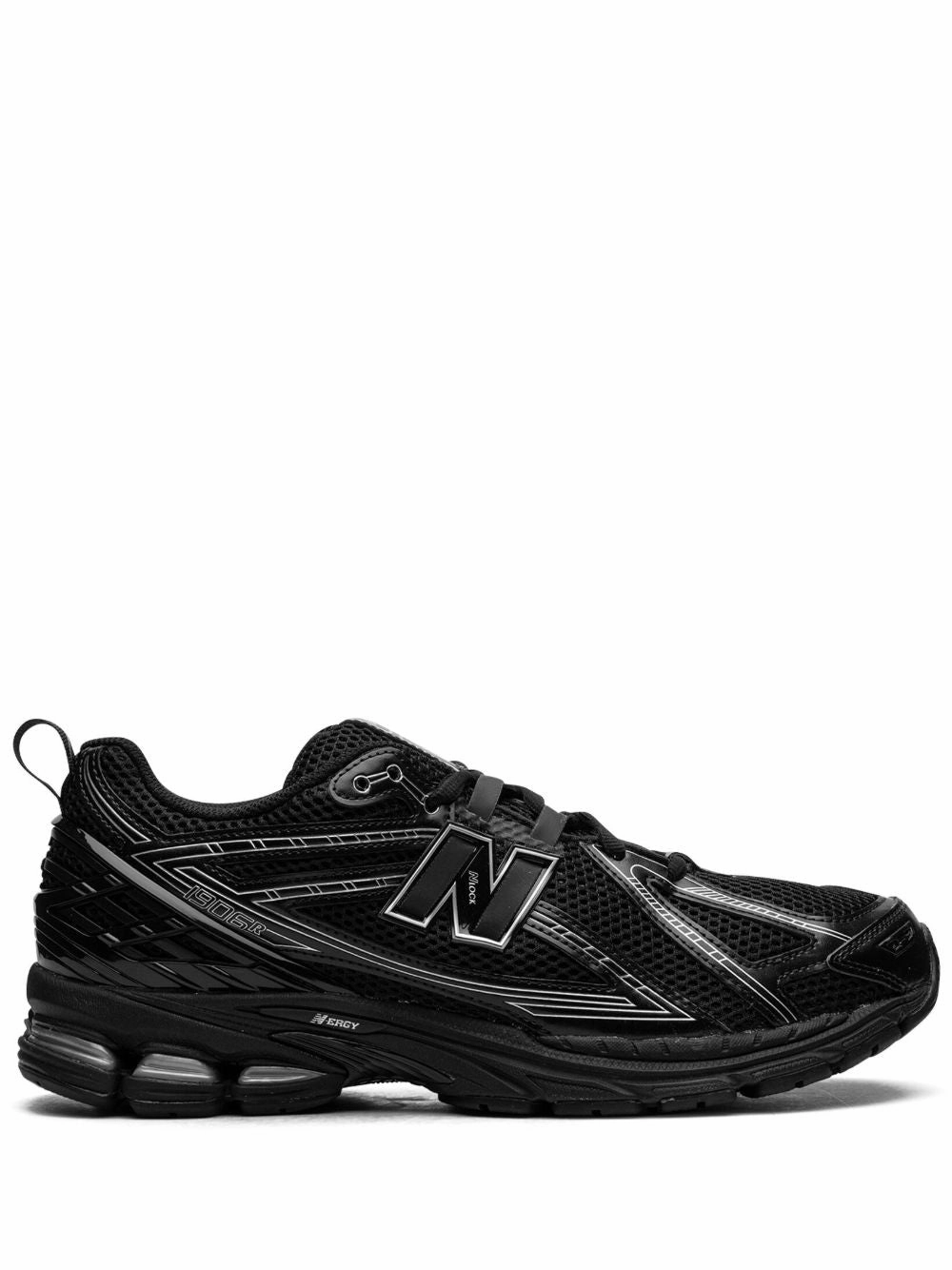matte shoes New Balance Men's Sneakers