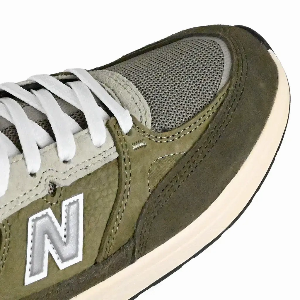 Active Schedule Distinctive Design New Balance Numeric NM933 Skateboarding Shoes