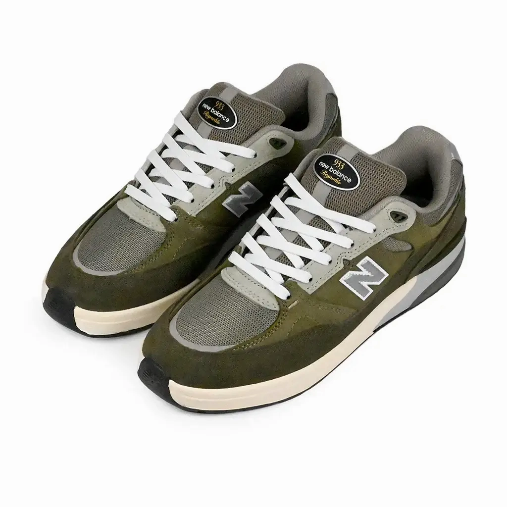 Snug fit New Balance Numeric NM933 Skateboarding Shoes