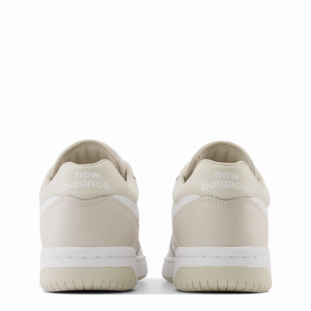 New Balance Women's 480 Sneaker in Timberwolf with White River Jog