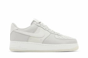 Nike Air Force 1 Low '07 LV8 Light Bone fashion - forward running shoes