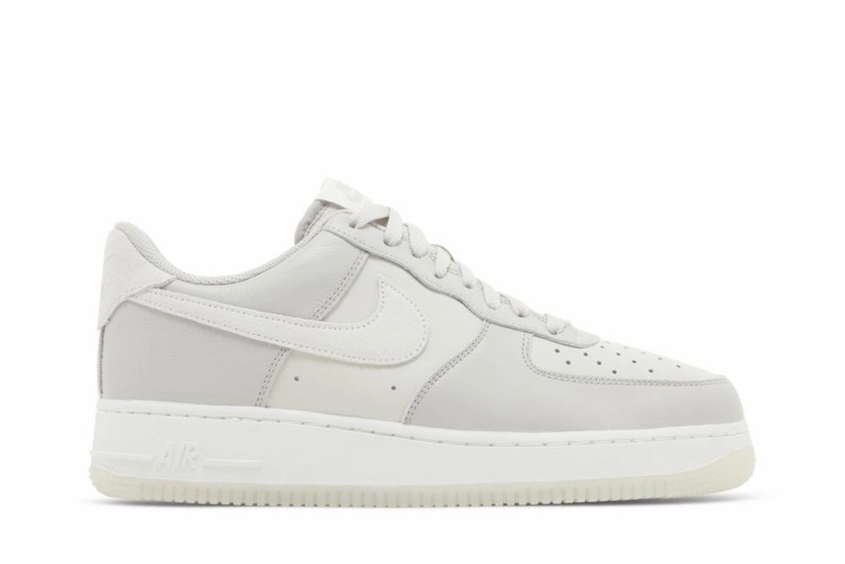 eco - friendly shoes Nike Air Force 1 Low '07 LV8 Light Bone
