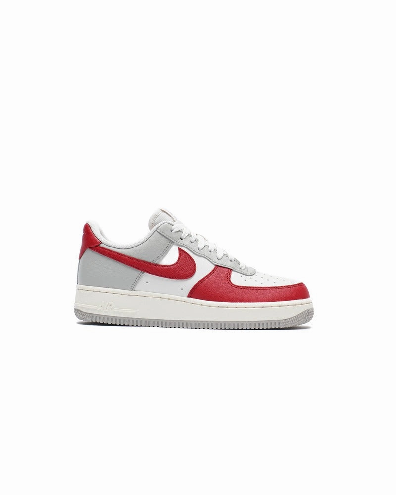 Hilly Running Nike Air Force 1 Low '07 LV8 Phantom Gym Red