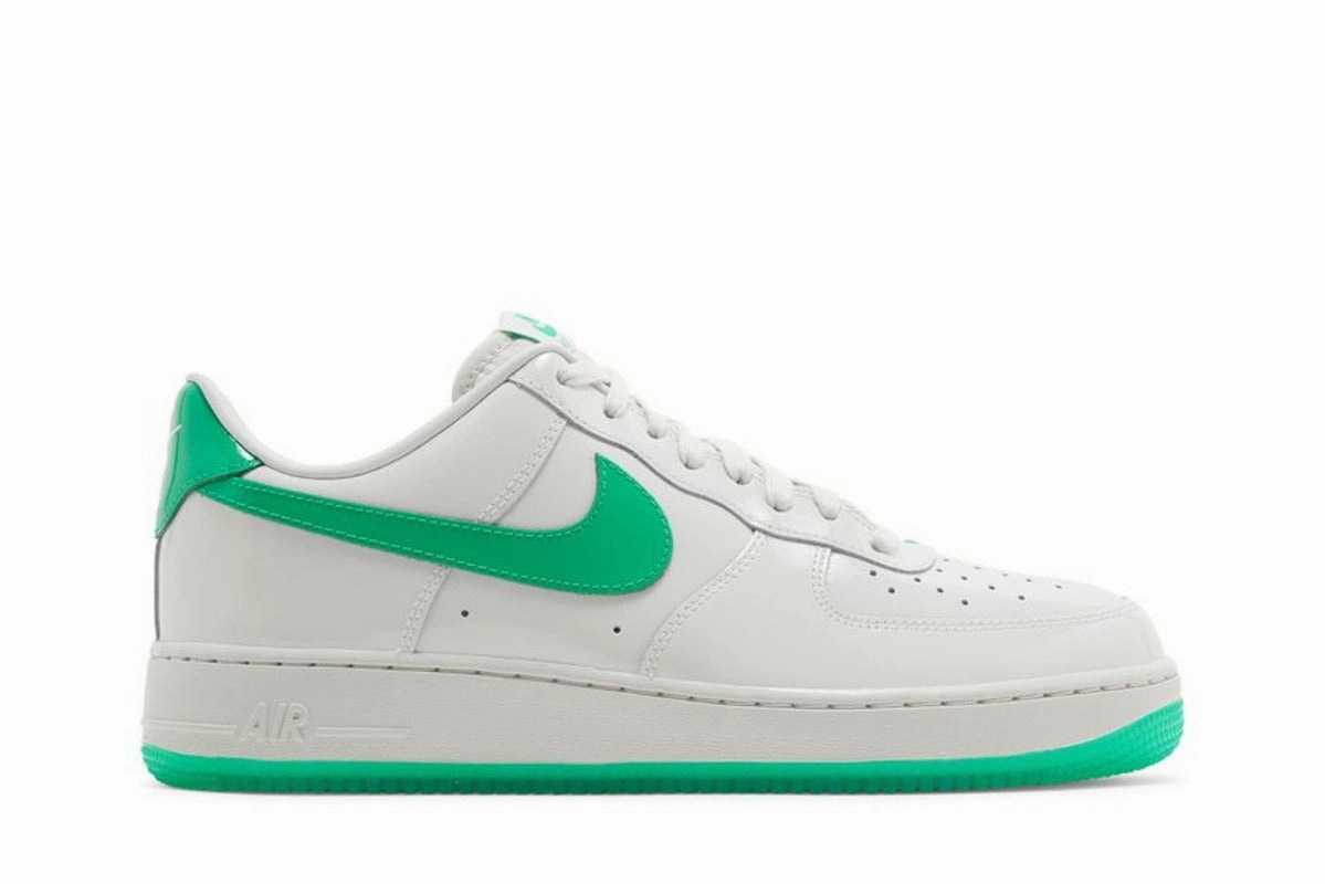 Nike Air Force 1 Low '07 Platinum Tint Stadium Green running in the mountains
