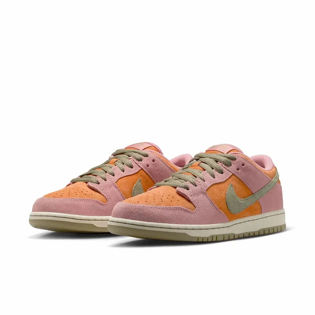 Light Flex Nike SB Dunk Low Pro