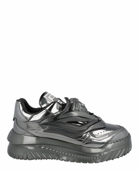 Odissea Sneakers ergonomic shoes running in a prairie area shoes