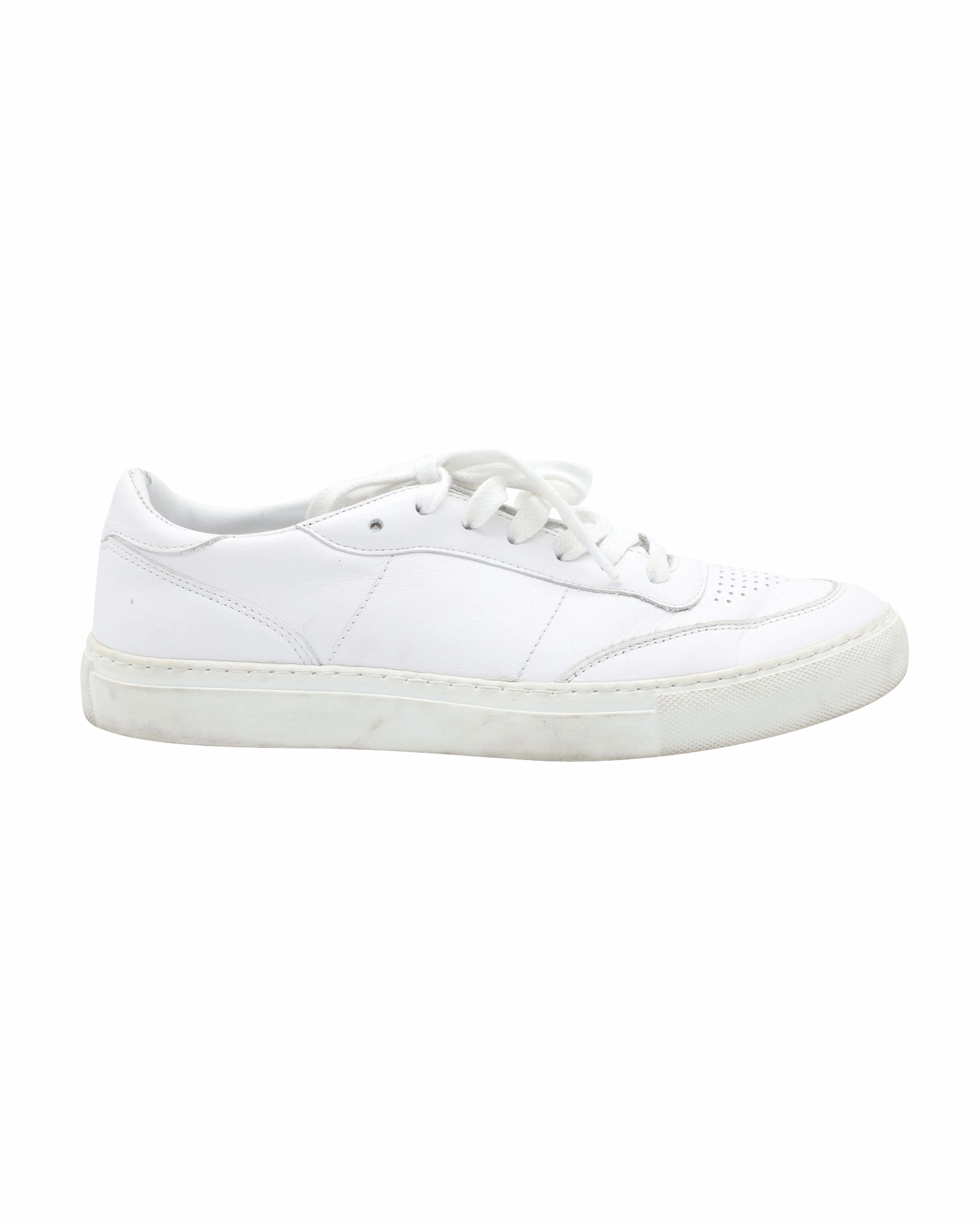 Officine Generale Matt Sneakers in White Leather WaterResistantCoating