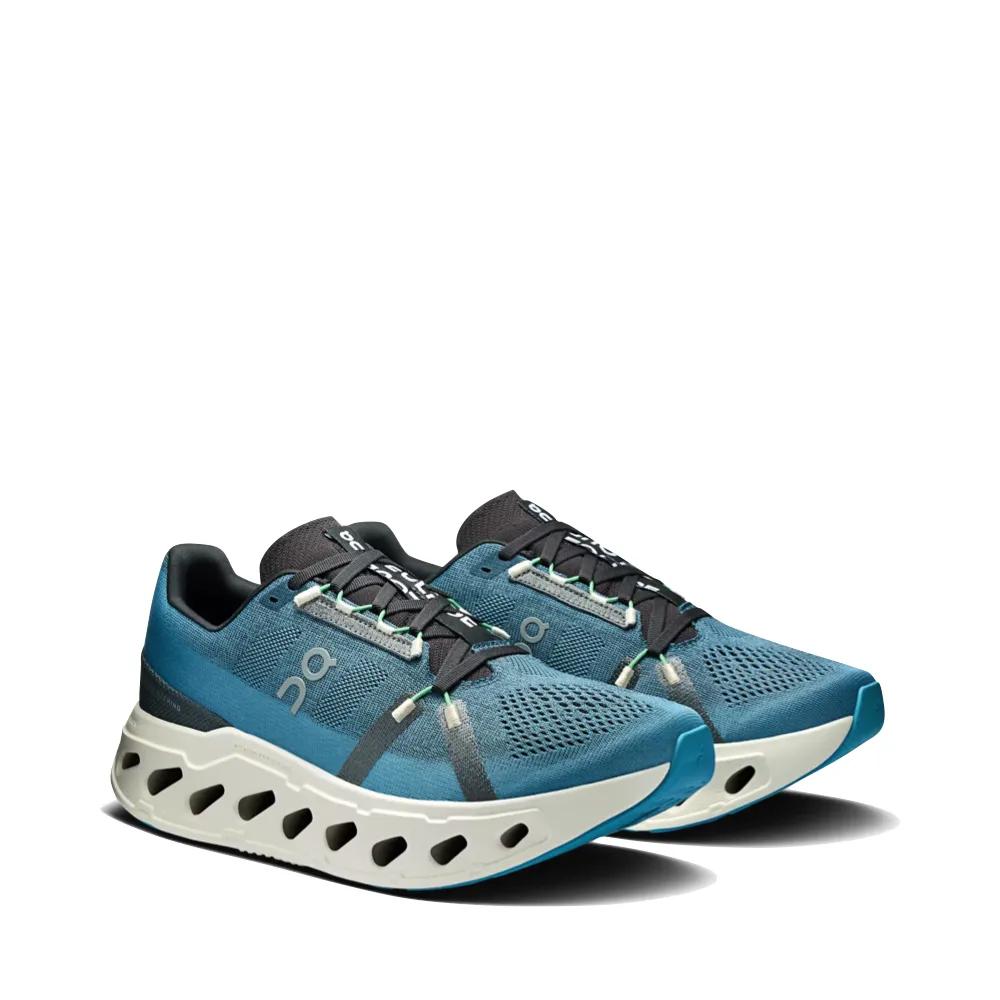 water - resistant running option On Men's Cloudeclipse Sneaker in Niagara/Ivory