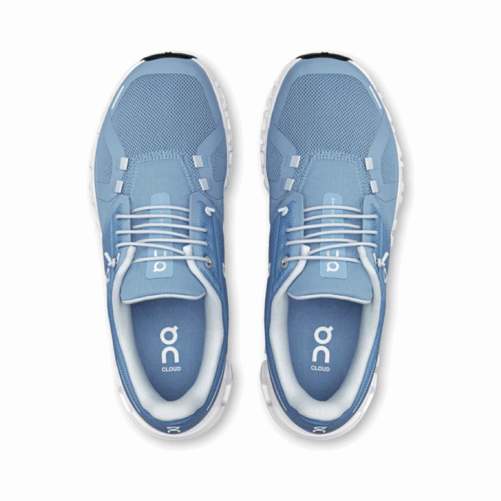 Relax Vibe On Women's Cloud 6 Sneaker in Chambray/White