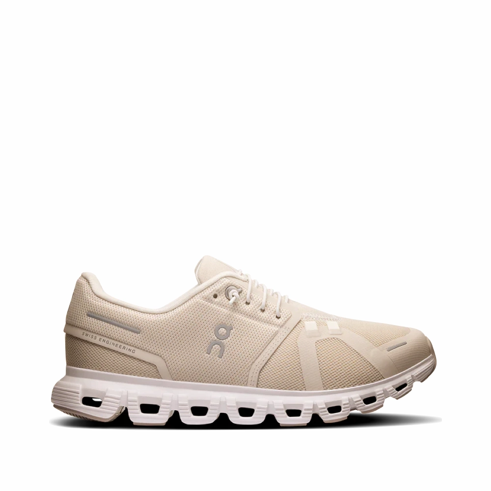 On Women's Cloud 6 Sneaker in Pearl/White Reinforced Herd Path