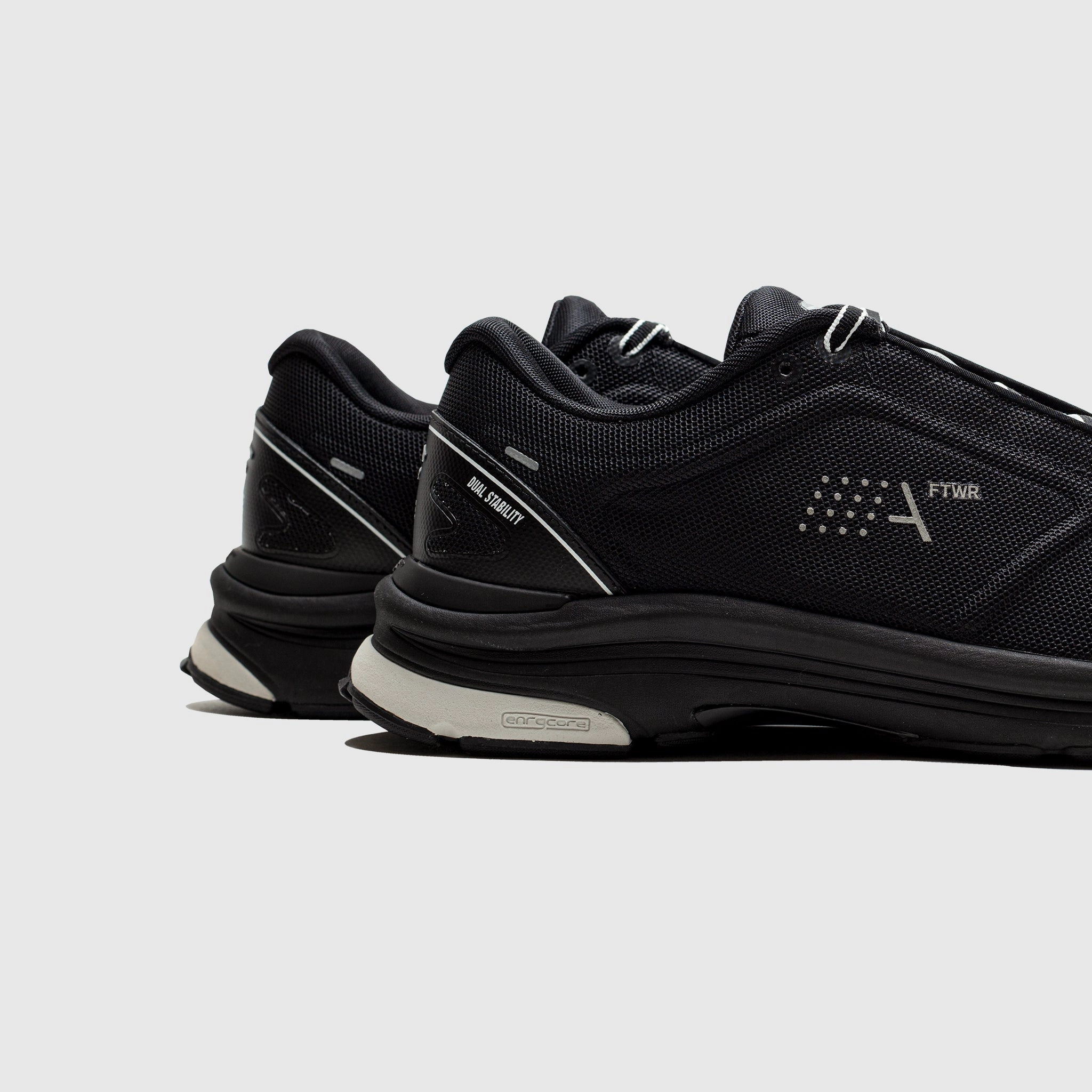 ONE REMASTERED Hydrophobic Fabric Treatment High Elasticity