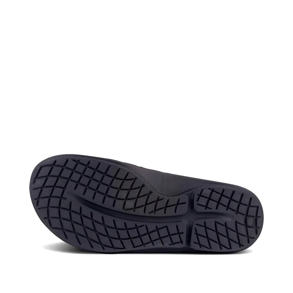 Simple Flow Minimal Look OOfos OOahh Sport Flex Adjustable Slide Sandal in Black