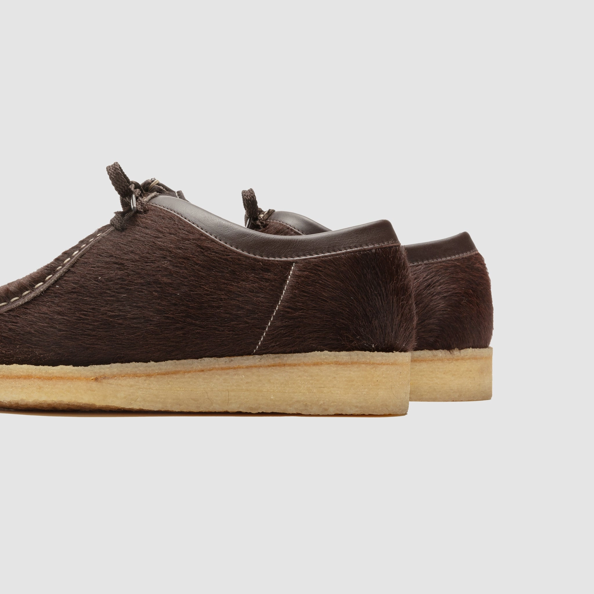 P204M "BEESWAX PONY" X PACKER Flexible Toe Box Footwear Tech