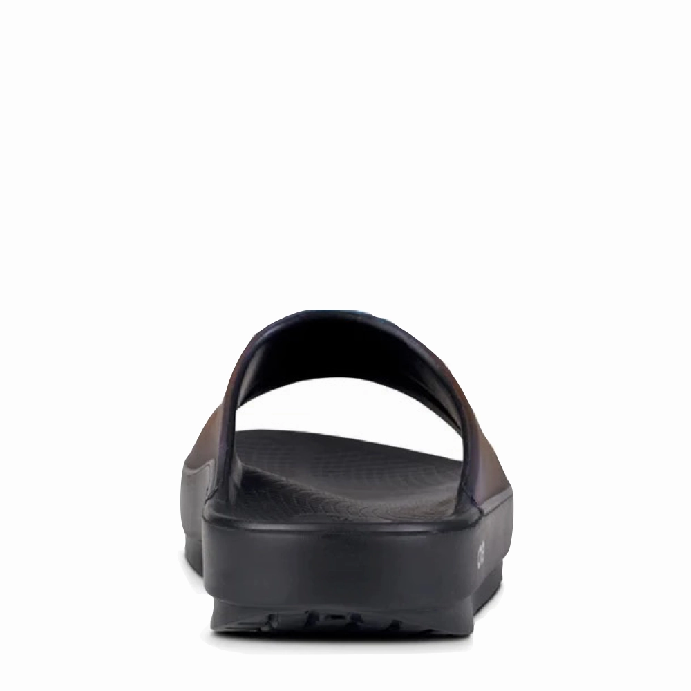 OOfos OOahh Luxe Slide Sandal in Midnight Spectre Toe Thong