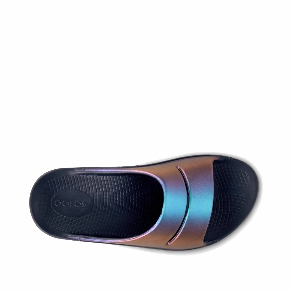 OOfos OOahh Luxe Slide Sandal in Midnight Spectre Light Straps