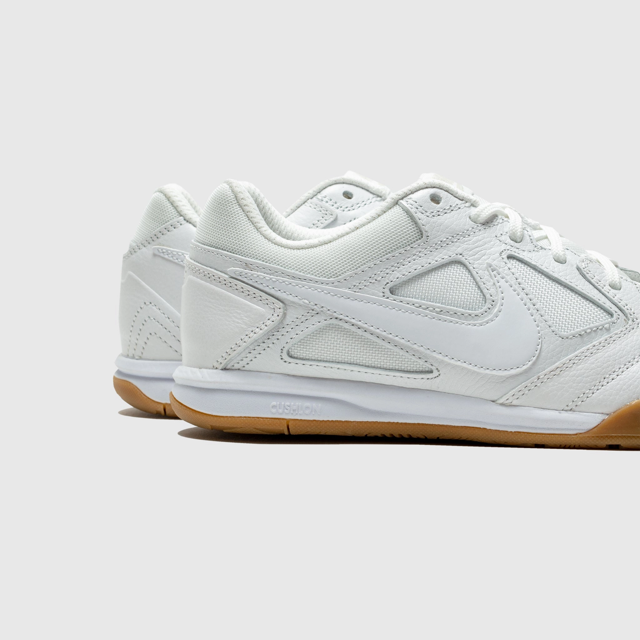 Non-Slip Sole GATO "WHITE & GUM"
