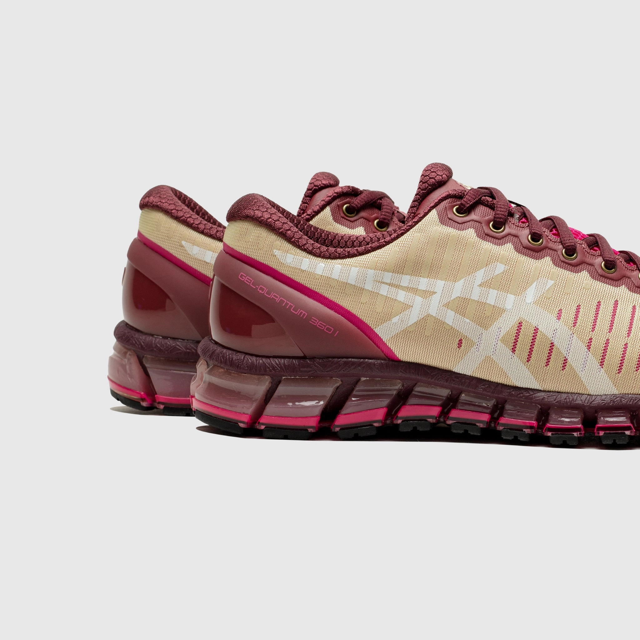 GEL-QUANTUM 360 X ABOVE THE CLOUDS Step Comfort Orthopedic Comfort