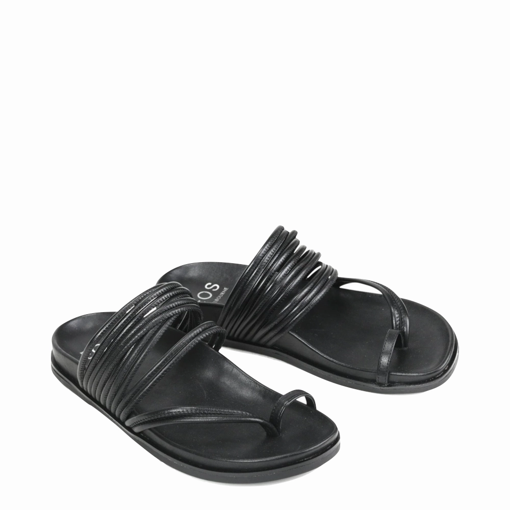 EOS Women's Carmella Toe Loop Sandal in Black Refined Cut Outdoor Event