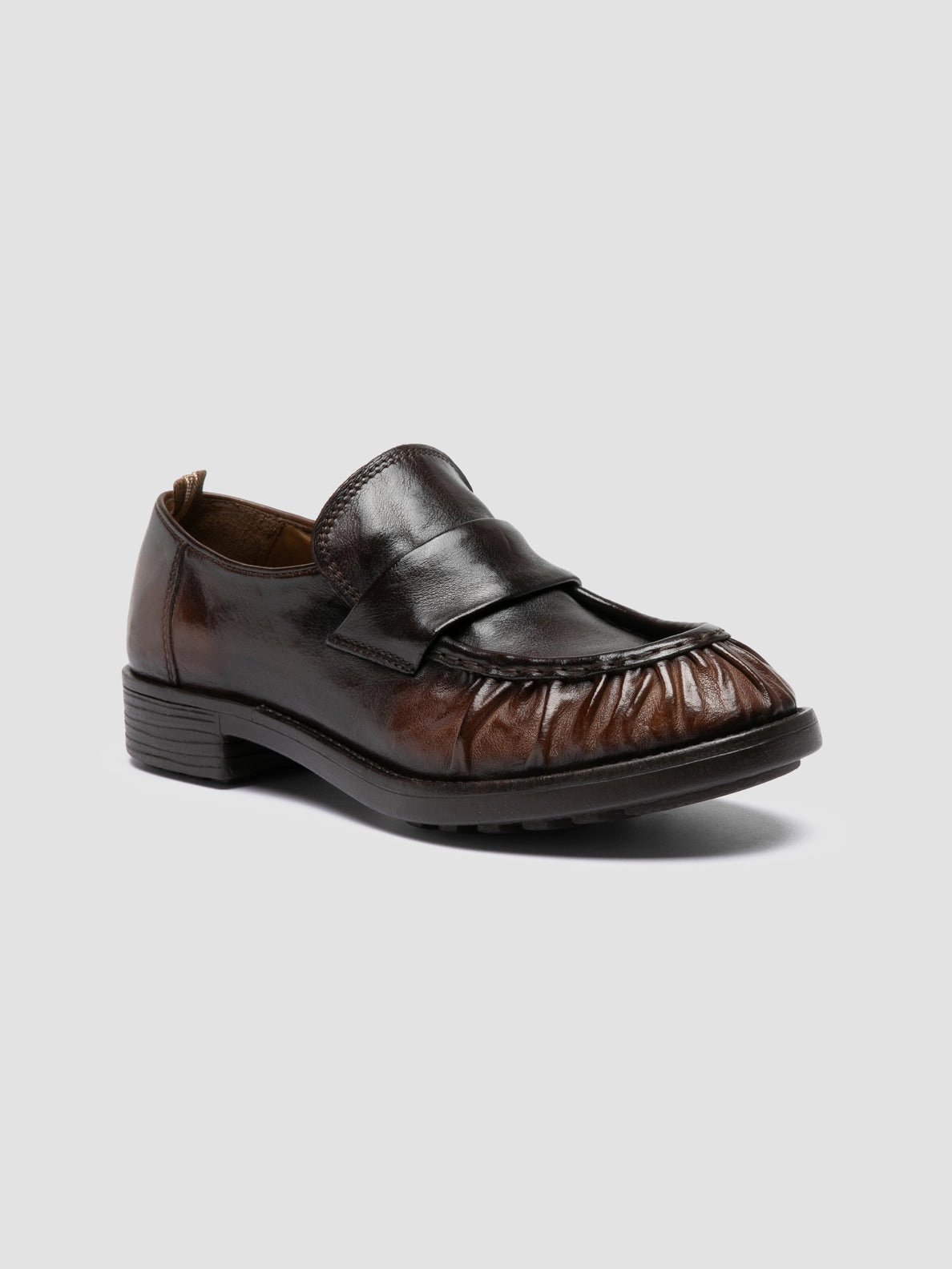 DIARY 101 - Dark Brown Leather Penny Loafers Simple Entry Standing Task