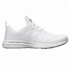 Men's Techloom Pro Sneaker In White/black/gum running during a thunderstorm