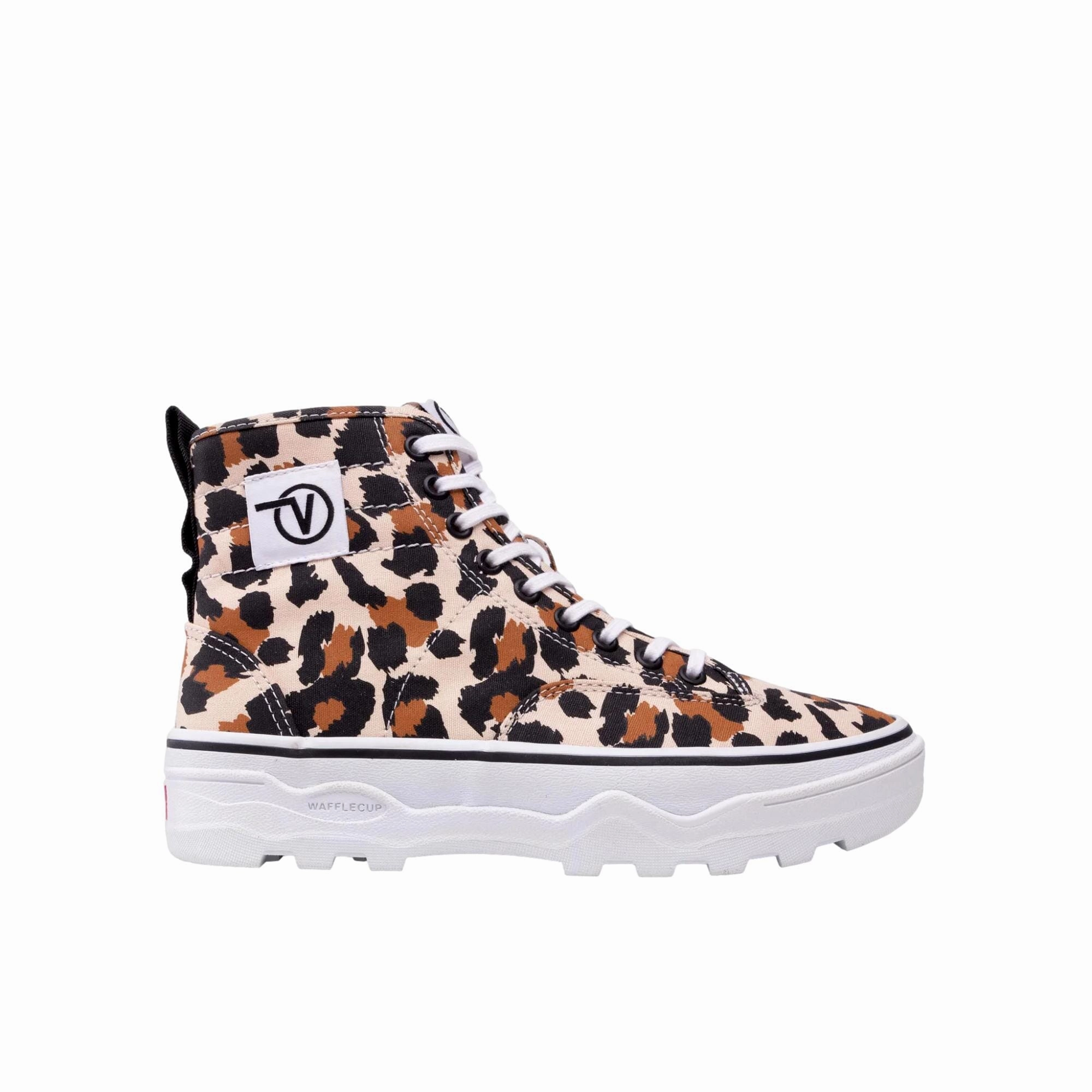 running in a canyon area shoes Vans Sentry WC Sand / True White  VN0A4P3K4XB1 Men's