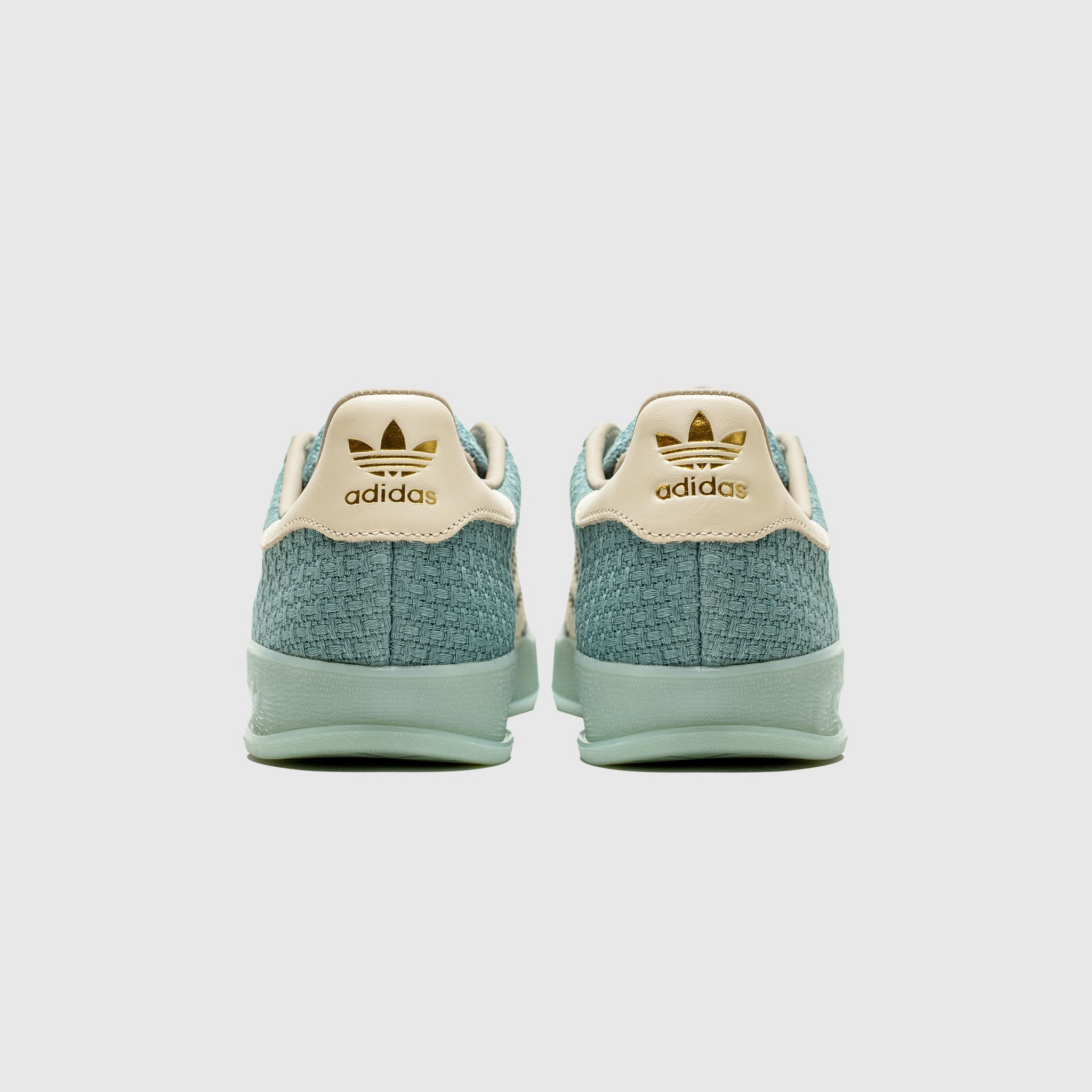 Double Stitched GAZELLE INDOOR