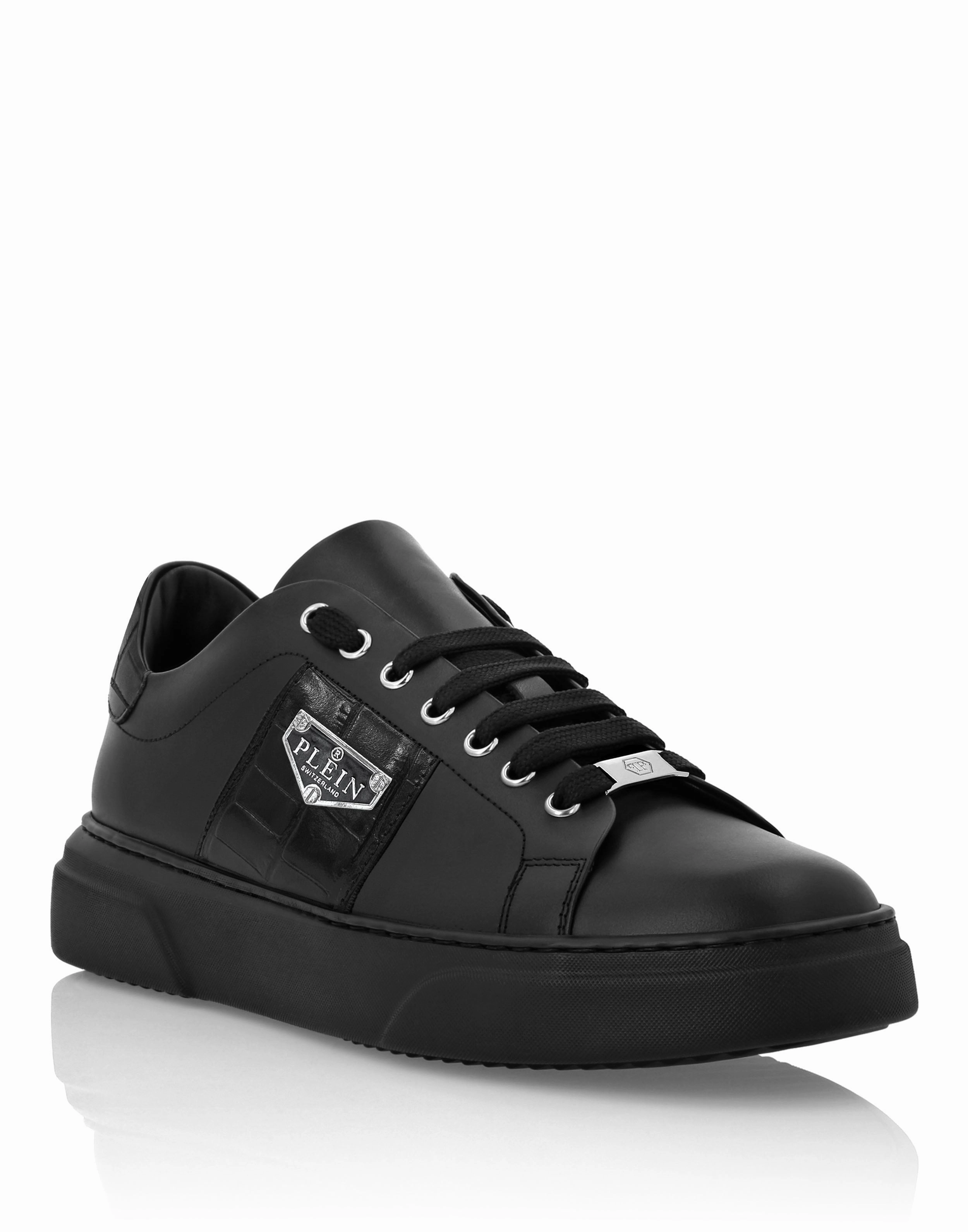 certified Nappa Leather Lo-Top Sneakers Triangle Plein