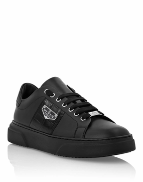 certified Nappa Leather Lo-Top Sneakers Triangle Plein