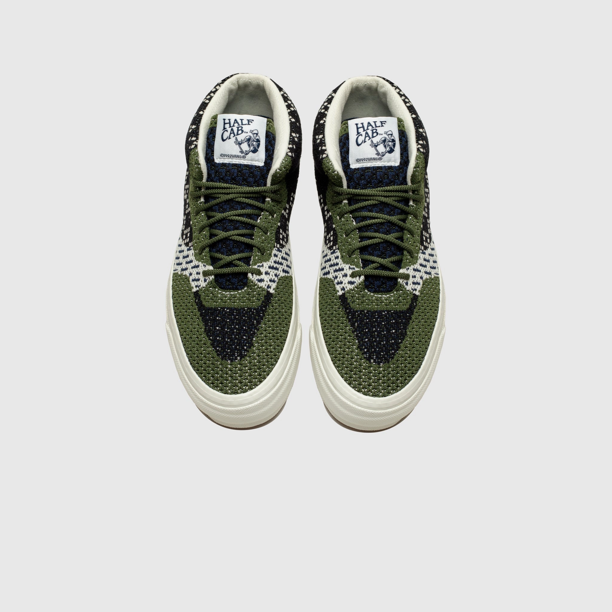 Dual Density Cushion Layer HALF CAB 33 EK LX