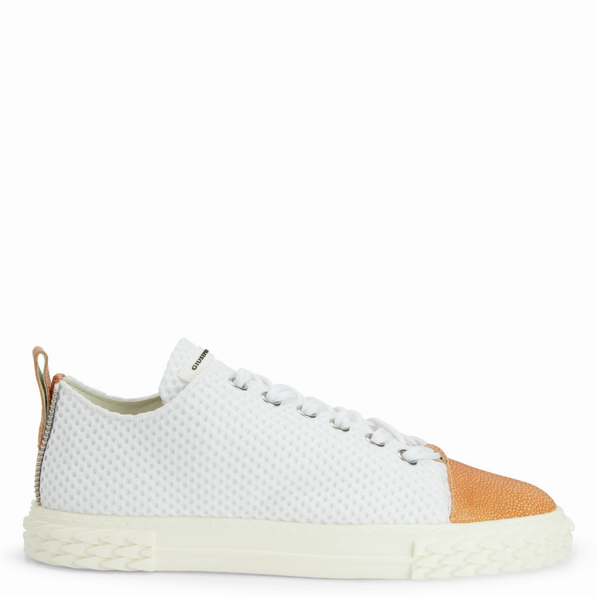 Giuseppe Zanotti Blabber running in park Cross country running