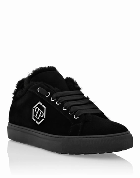 Shearling Lo-Top Sneakers sports lovers Solid colors