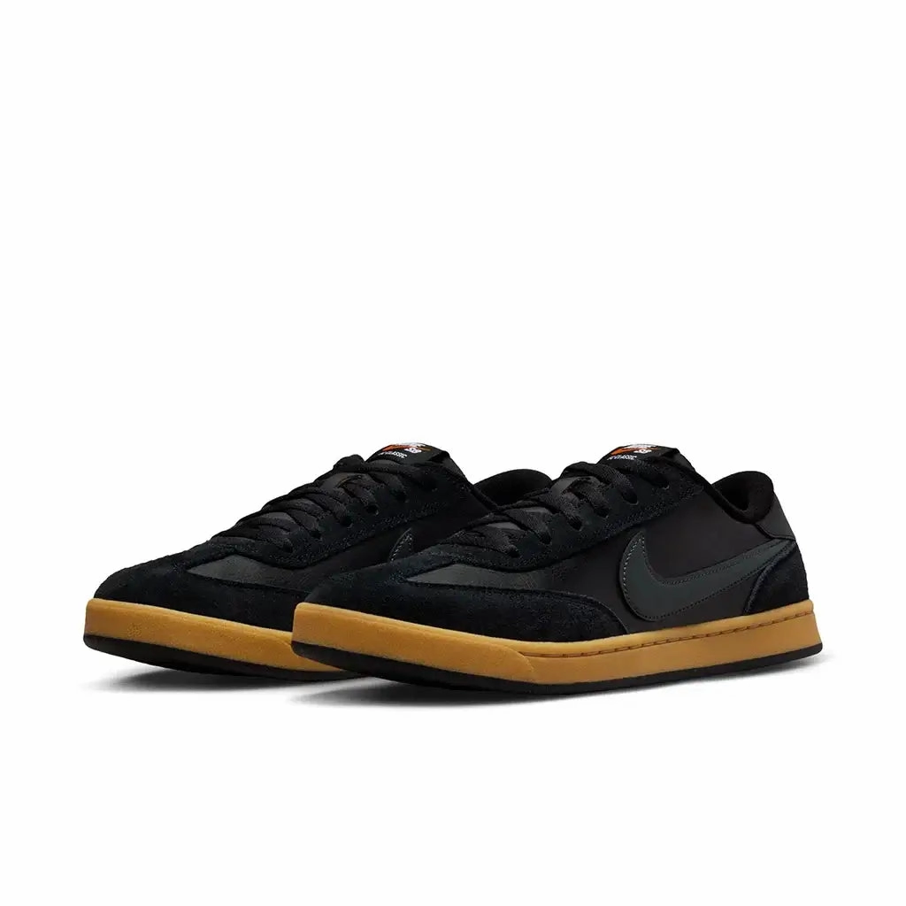 Nike SB FC Classic Shoe Superior Cushioning Unisex style
