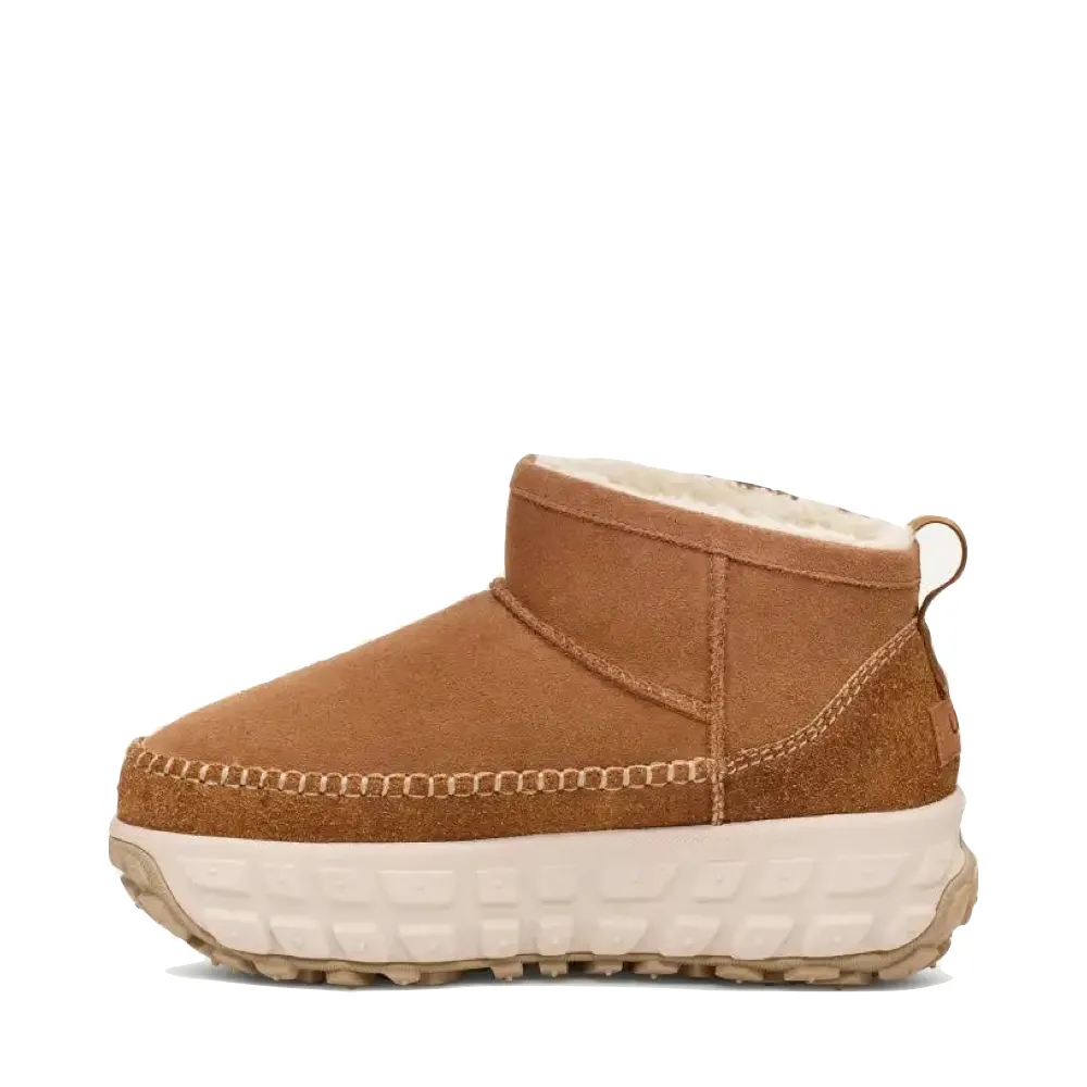 Sleek Fit Breathable Canvas UGG All Gender Venture Daze Ultra Mini Boot in Chestnut