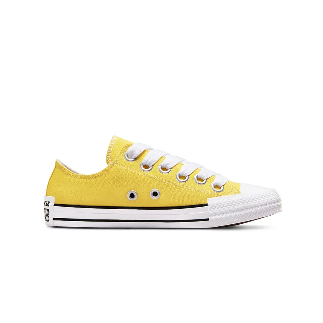 Daily Street Petite Fit Converse - Unisex Chuck Taylor All Star Sketch Low Top Shoes (A10360C)