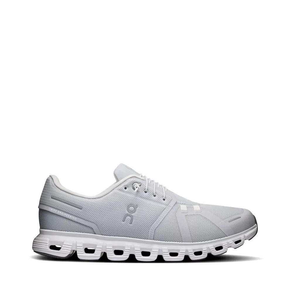 On Men's Cloud 6 Sneaker in Glacier/White amateur runner